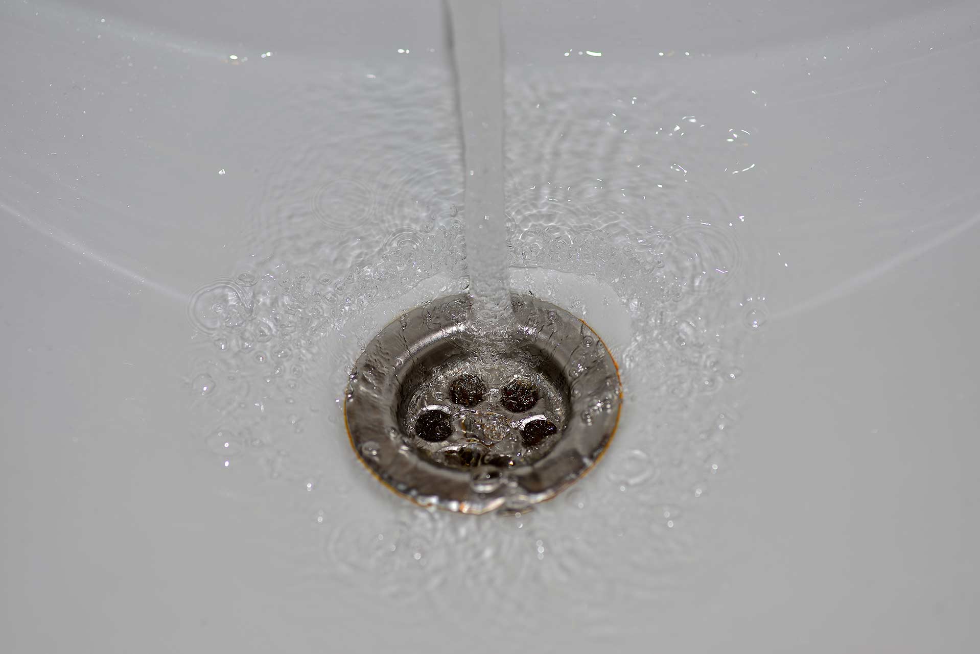 A2B Drains provides services to unblock blocked sinks and drains for properties in Warminster.